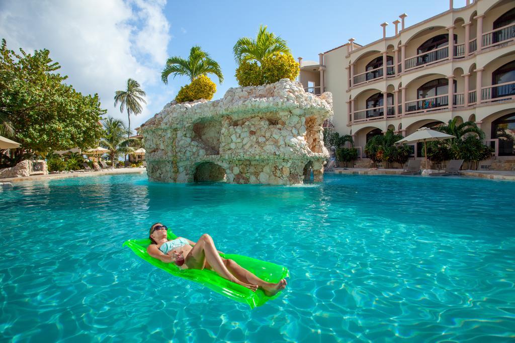 Coco Beach Resort San Pedro  Exterior foto