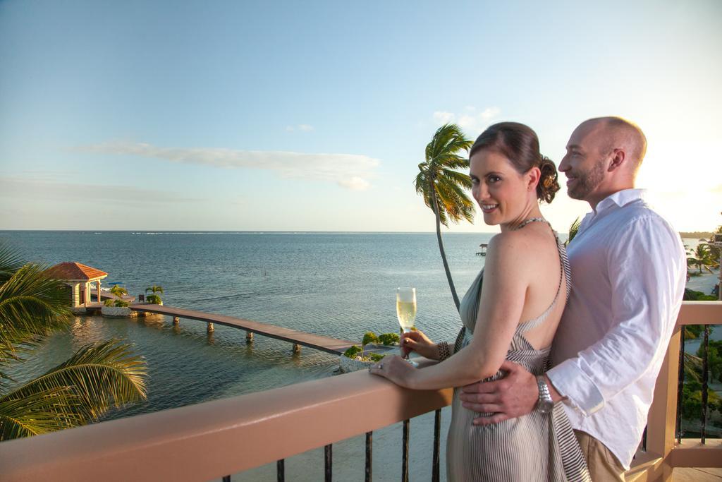 Coco Beach Resort San Pedro  Exterior foto